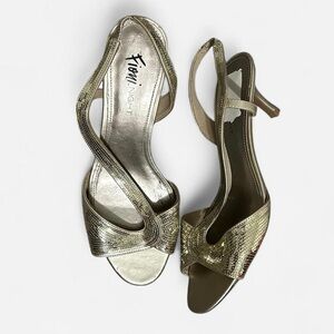 FIONI Clothing Shimmering Gold Heels